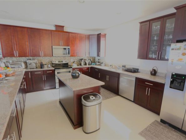 12246 SW 1st St, Miami FL 33184