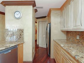 10 Aragon Ave 1216, Coral Gables FL 33134