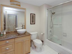 10 Aragon Ave 1216, Coral Gables FL 33134