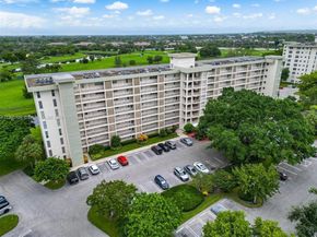 3080 N Course Dr 704, Pompano Beach FL 33069
