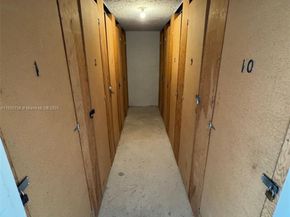 3080 N Course Dr 704, Pompano Beach FL 33069