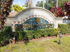 6821 SW 44th St 203, Miami FL 33155