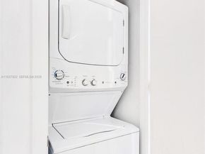 480 NE 31st St 1705, Miami FL 33137