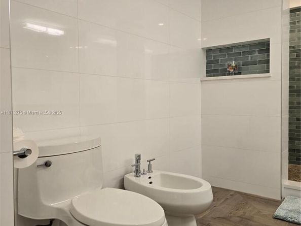 Undisclosed Address #A11873276, Miami Beach FL 33140
