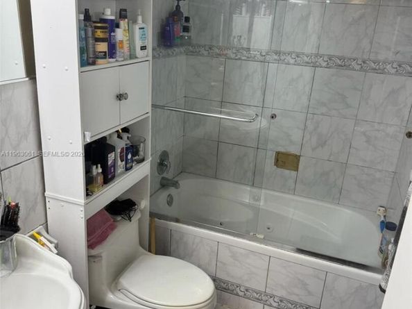 8540 N Sherman Cir 204, Miramar FL 33025