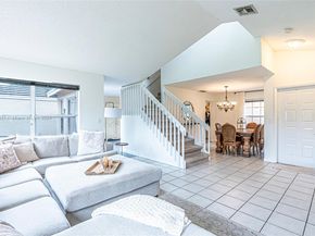2913 Myrtle Oak Cir, Davie FL 33328
