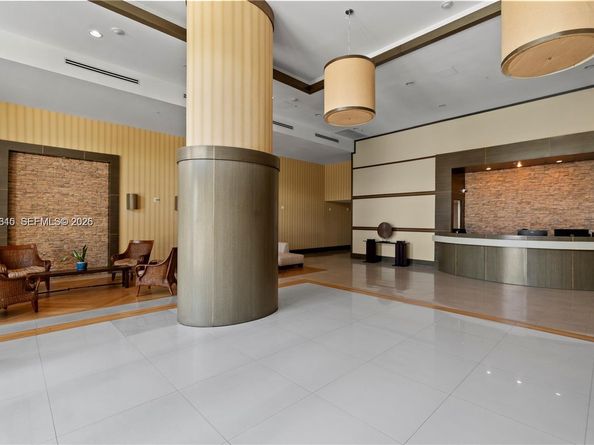 4242 NW 2nd St 1609, Miami FL 33126