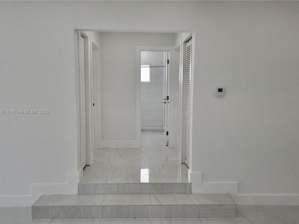 1180 NE 200th Ter, Miami FL 33179