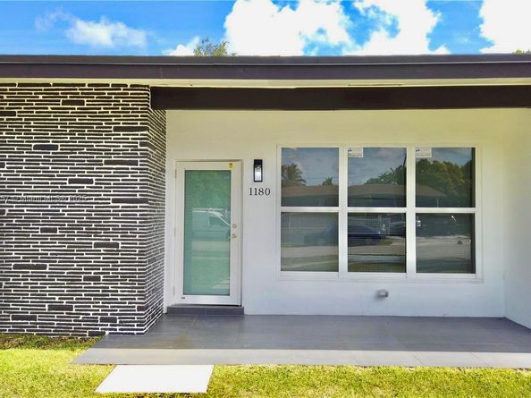 1180 NE 200th Ter, Miami FL 33179