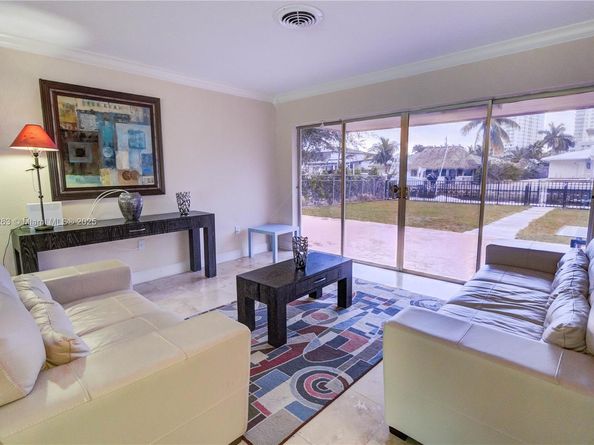 1210 NE 83rd St, Miami FL 33138