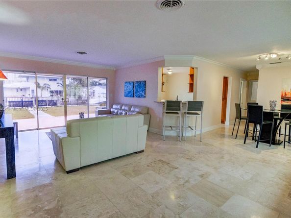 1210 NE 83rd St, Miami FL 33138