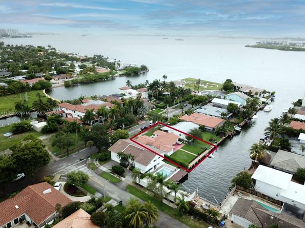 1210 NE 83rd St, Miami FL 33138