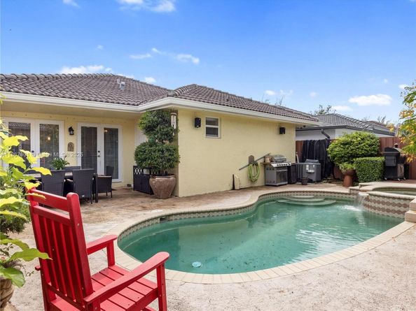 4370 SW 82nd Ave, Miami FL 33155