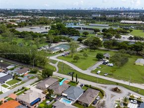 4370 SW 82nd Ave, Miami FL 33155