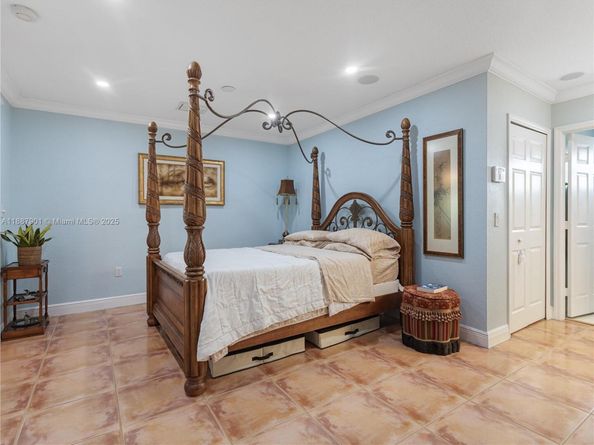 4370 SW 82nd Ave, Miami FL 33155