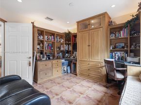 4370 SW 82nd Ave, Miami FL 33155