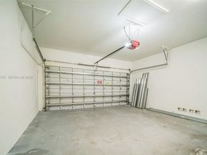 3223 SE 2nd Dr, Homestead FL 33033