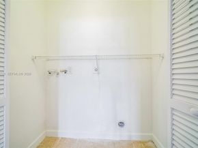 3223 SE 2nd Dr, Homestead FL 33033