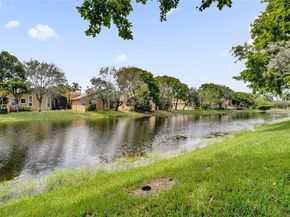 5724 NW 120th Ave, Coral Springs FL 33076
