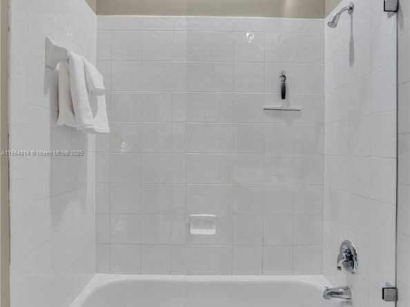 5724 NW 120th Ave, Coral Springs FL 33076