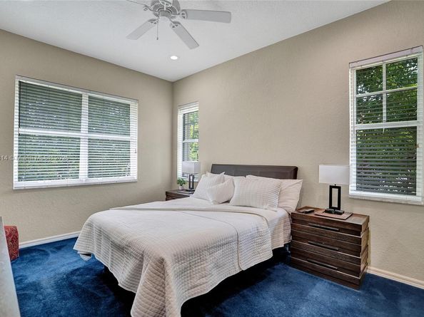 5724 NW 120th Ave, Coral Springs FL 33076