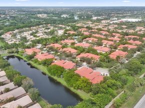 5724 NW 120th Ave, Coral Springs FL 33076
