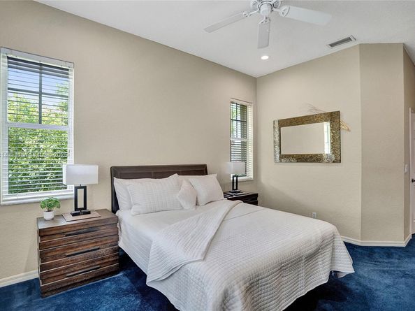 5724 NW 120th Ave, Coral Springs FL 33076