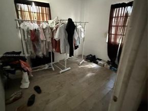 1817 NW 90th St, Miami FL 33147