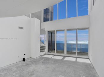 19111 Collins Ave