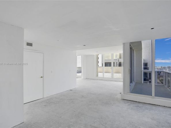 19111 Collins Ave PH4, Sunny Isles Beach FL 33160