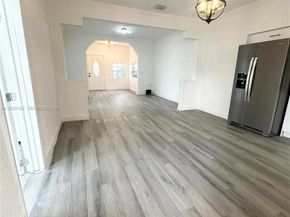 248 SW 18th Ct, Miami FL 33135