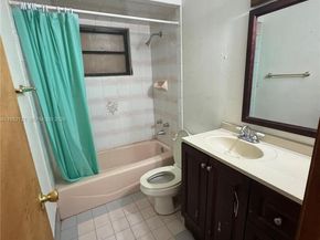 530 SW 101st Ct, Miami FL 33174