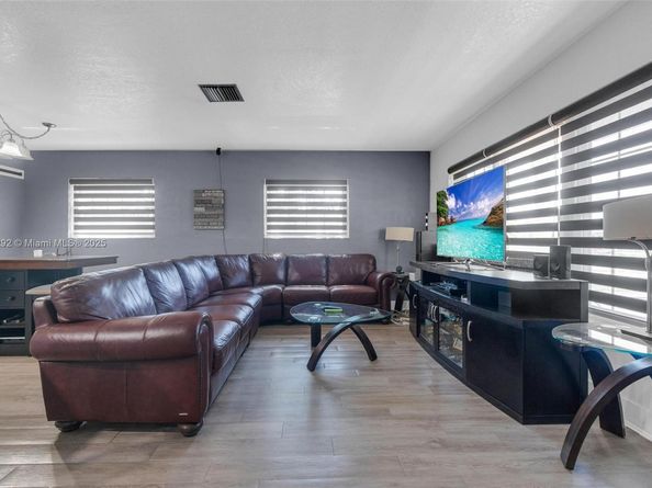 3610 NW 171st St, Miami Gardens FL 33056