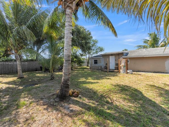 3610 NW 171st St, Miami Gardens FL 33056