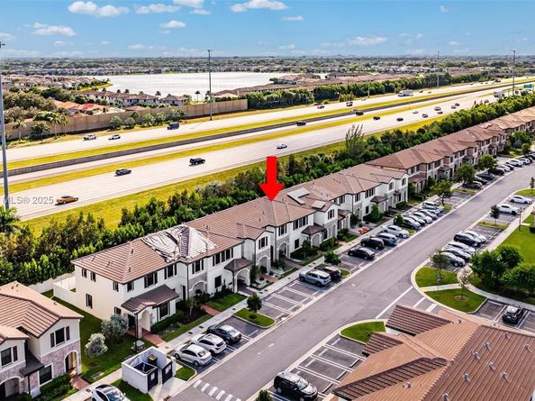 10861 W 32nd Ln 10861, Hialeah FL 33018