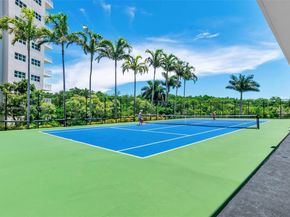 14951 Royal Oaks Ln (Renovated) 2105, North Miami FL 33181