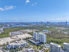 14951 Royal Oaks Ln (Renovated) 2105, North Miami FL 33181