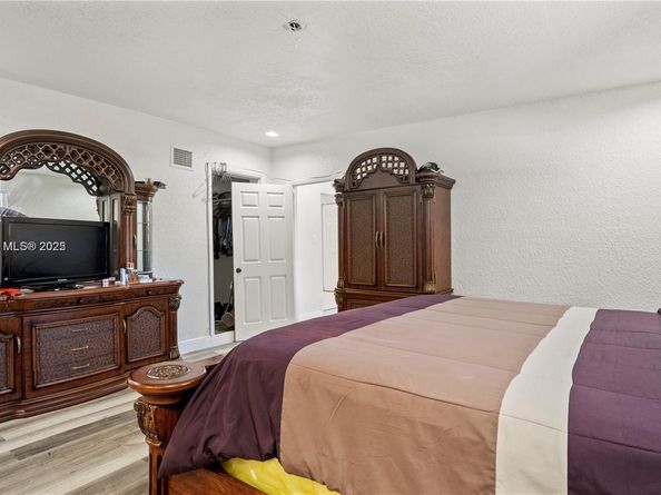 19458 NW 28th Pl 19458, Miami Gardens FL 33056