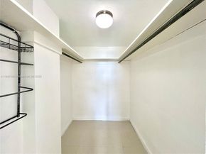 9500 W Bay Harbor Dr 2G, Bay Harbor Islands FL 33154