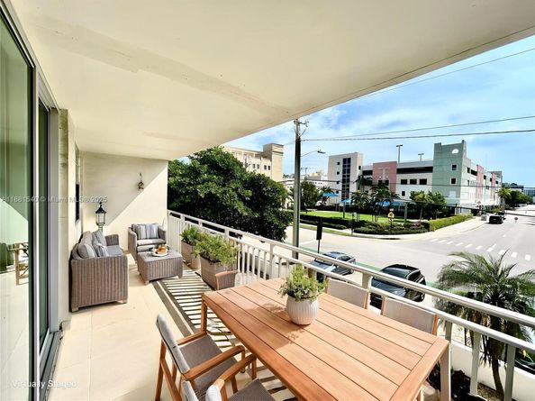 9500 W Bay Harbor Dr 2G, Bay Harbor Islands FL 33154