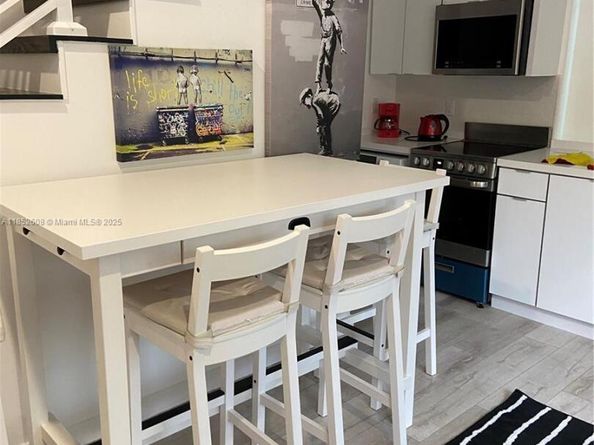 Undisclosed Address #A11852608, Miami Beach FL 33139