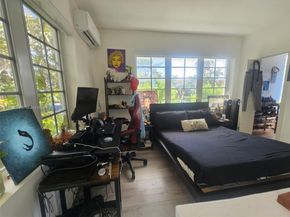 Undisclosed Address #A11852608, Miami Beach FL 33139
