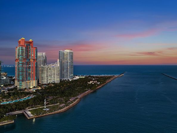 300 S Pointe Dr 405, Miami Beach FL 33139