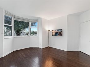 300 S Pointe Dr 405, Miami Beach FL 33139
