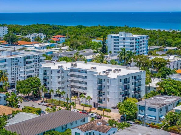 7921 Byron Ave 407, Miami Beach FL 33141