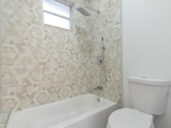 21677 Marigot Dr, Boca Raton FL 33428