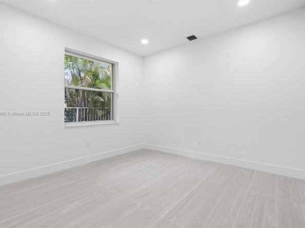 21677 Marigot Dr, Boca Raton FL 33428