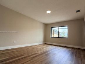 12104 SW 110th St Cir S, Miami FL 33186