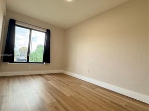 12104 SW 110th St Cir S, Miami FL 33186