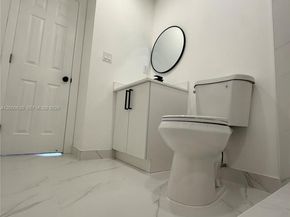 12104 SW 110th St Cir S, Miami FL 33186